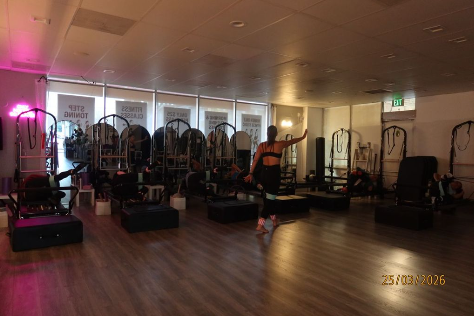 Sumatox studio reformer room